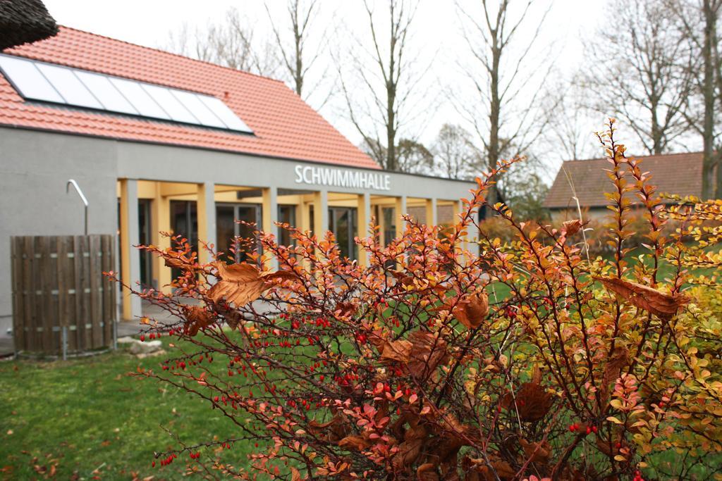 Ostseehotel Kluetzer Winkel Hohen Schoenberg Exterior photo