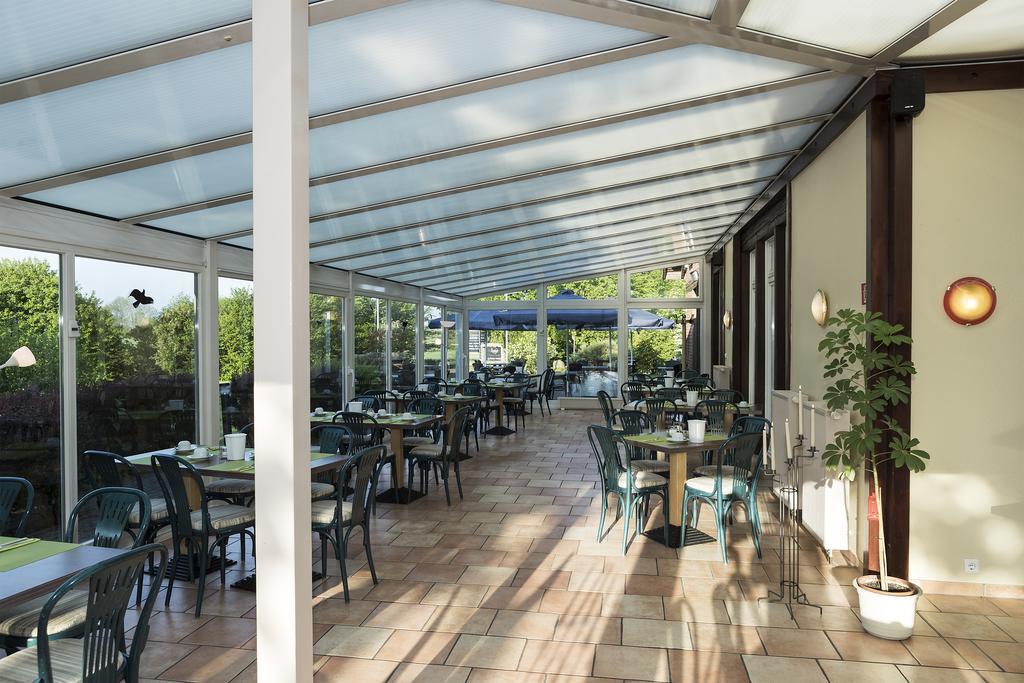 Ostseehotel Kluetzer Winkel Hohen Schoenberg Exterior photo