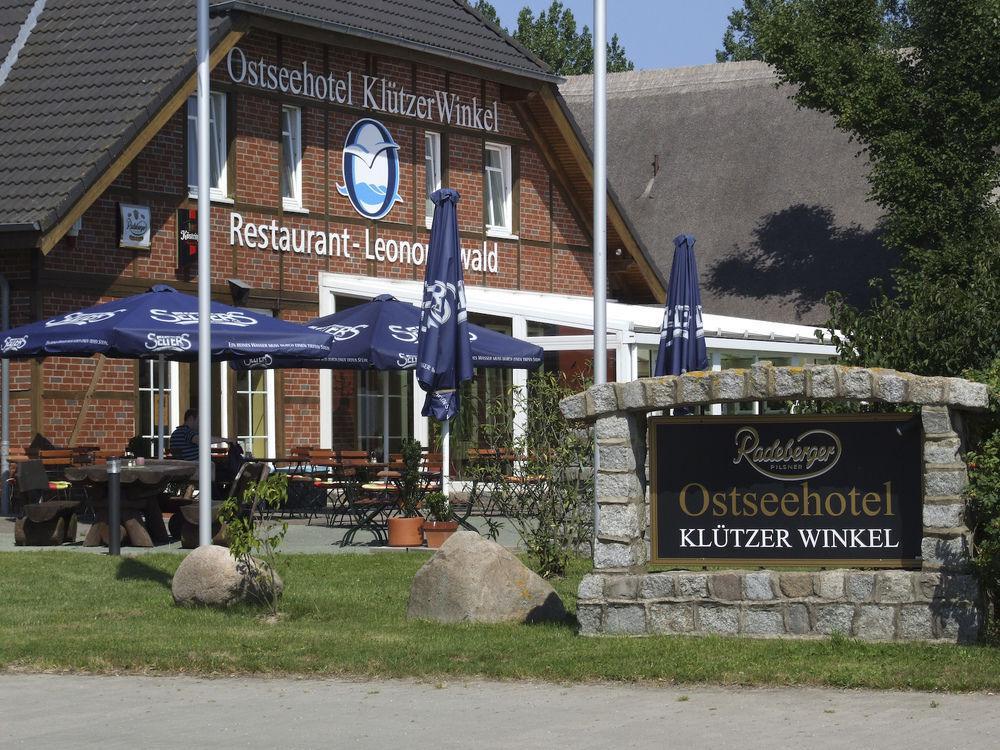 Ostseehotel Kluetzer Winkel Hohen Schoenberg Exterior photo